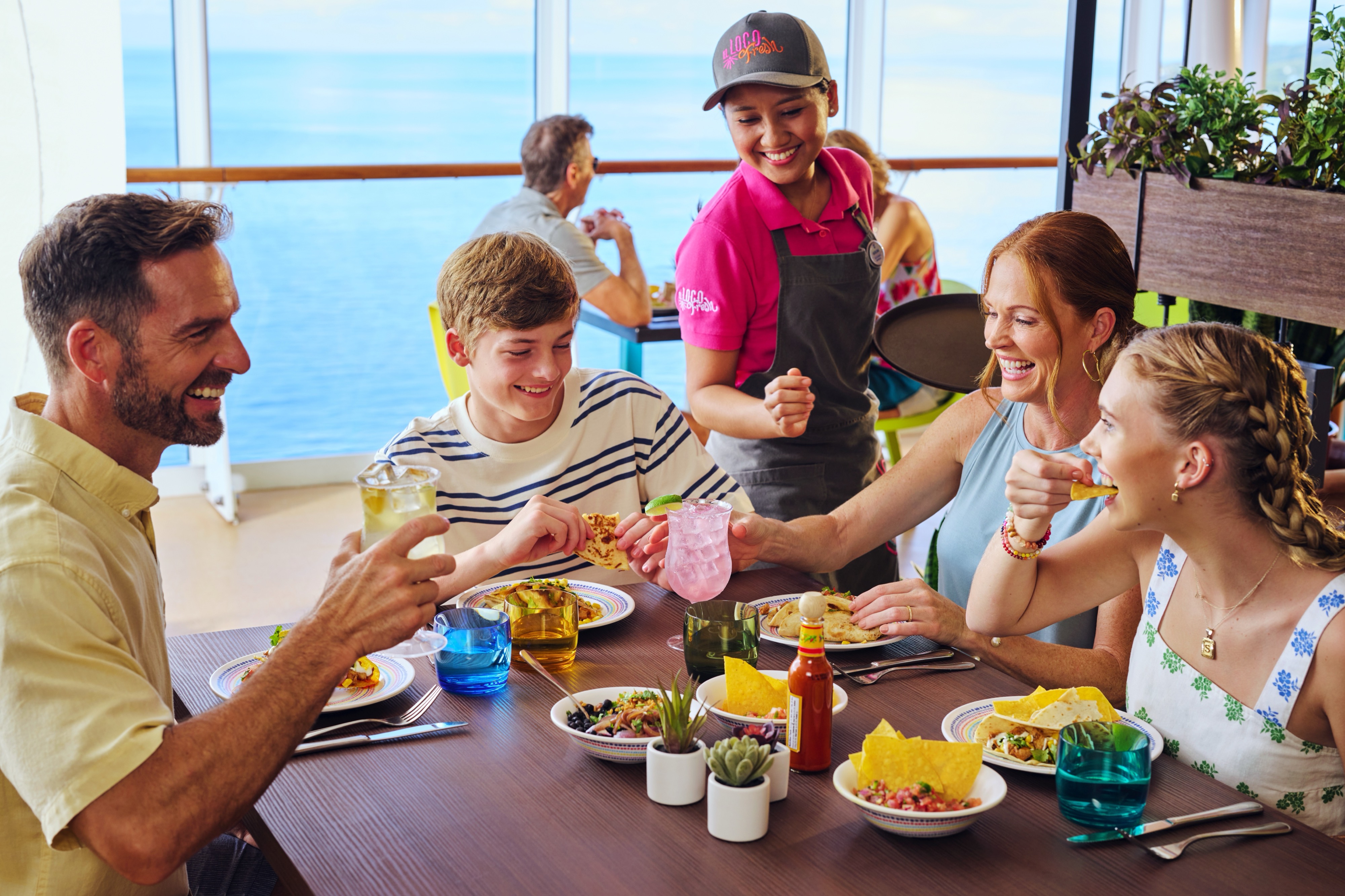 Oasis of the Seas - El Loco Fresh®